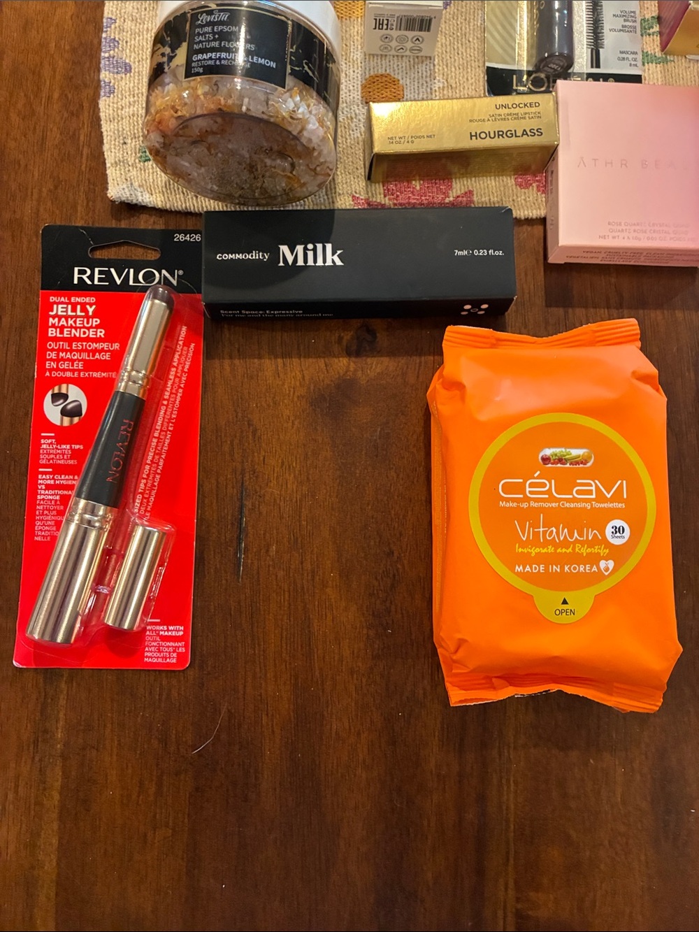 Beauty bundle with purse - Picture 4 of 10